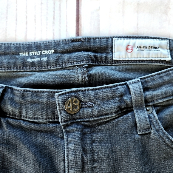 AG Adriano Goldschmied "The Stilt Crop" Cigarette Distressed Black Jean, Size 31 - Picture 4 of 9